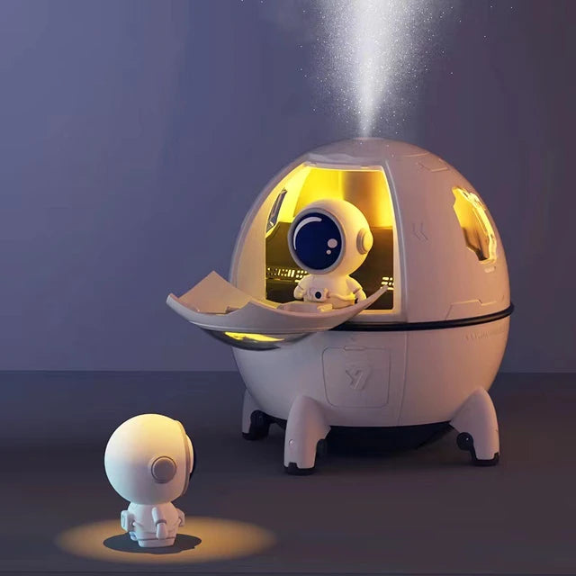 HomeBedBath™️ Astronaut Humidifier with Space Capsule Design